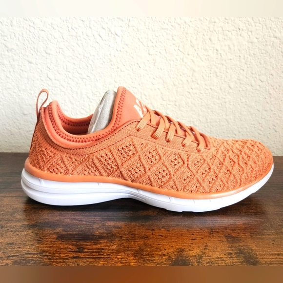 APL Women's TechLoom Phantom SZ 6.5 - Picture 1 of 11
